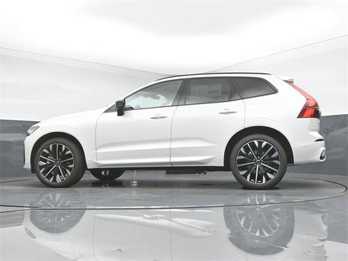New 2026 Volvo XC60 B5 Ultra w/ Protection Package Premier image 42
