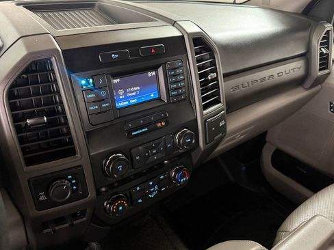 Used 2019 Ford F250 XL w/ Power Equipment Group AWD/4WD image 62