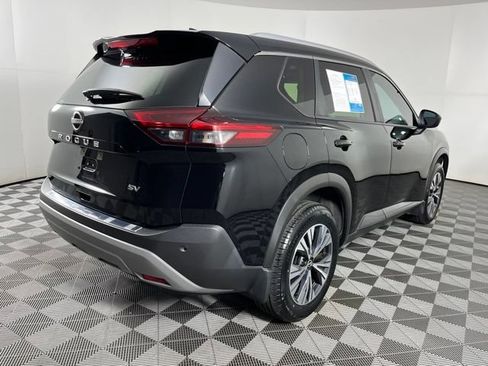 Used 2023 Nissan Rogue SV w/ SV Premium B Package FWD image 12