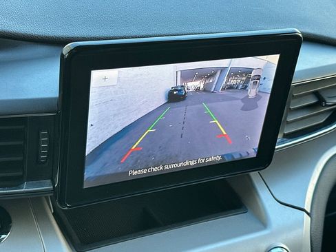 Used 2024 Ford Explorer XLT w/ Equipment Group 202A image 23