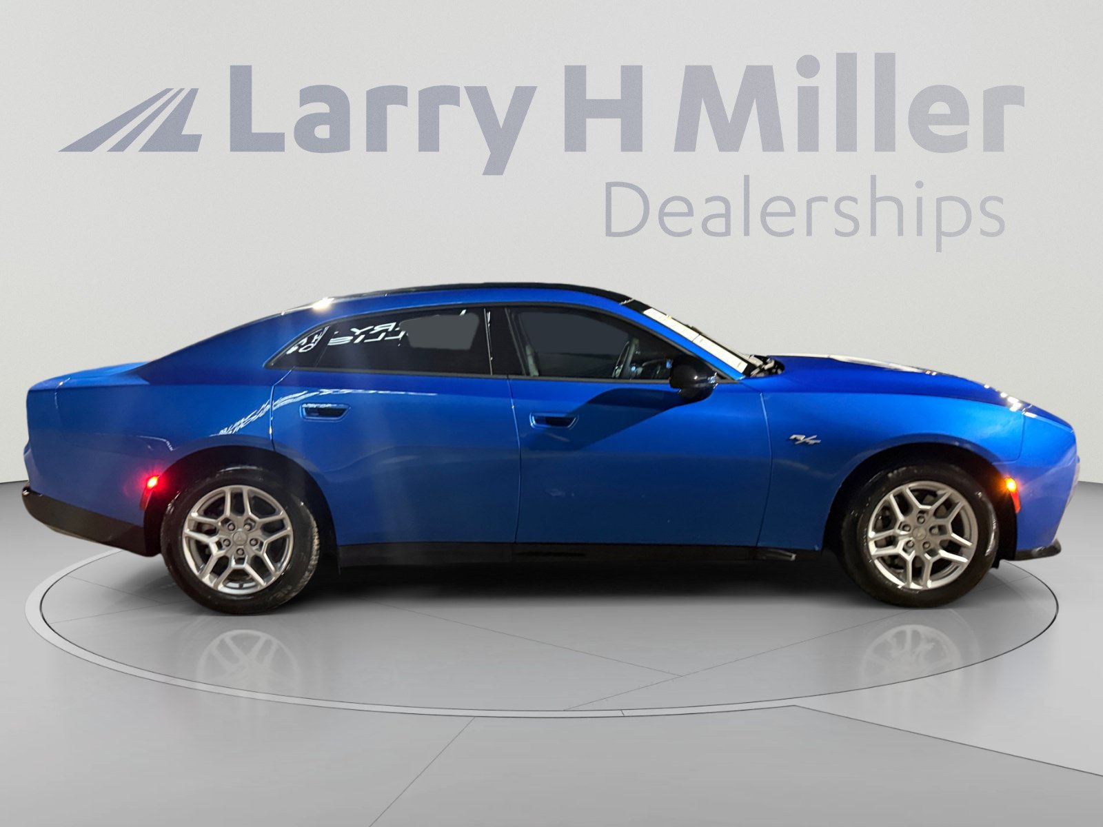 Used 2026 Dodge Charger R/T w/ Driver Convenience Group AWD/4WD image 6