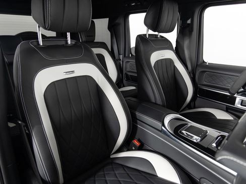 Used 2025 Mercedes-Benz G 63 AMG 4MATIC image 31