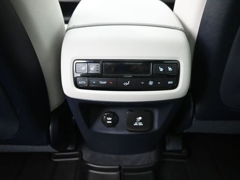 Used 2024 Hyundai Palisade Limited AWD/4WD image 30