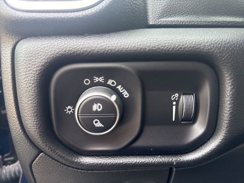 Used 2023 RAM 1500 Big Horn image 11