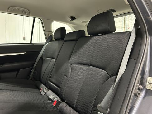 Used 2011 Subaru Outback 2.5i image 23