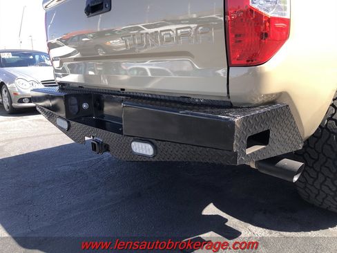Used 2019 Toyota Tundra SR5 w/ SR5 Upgrade Package image 27