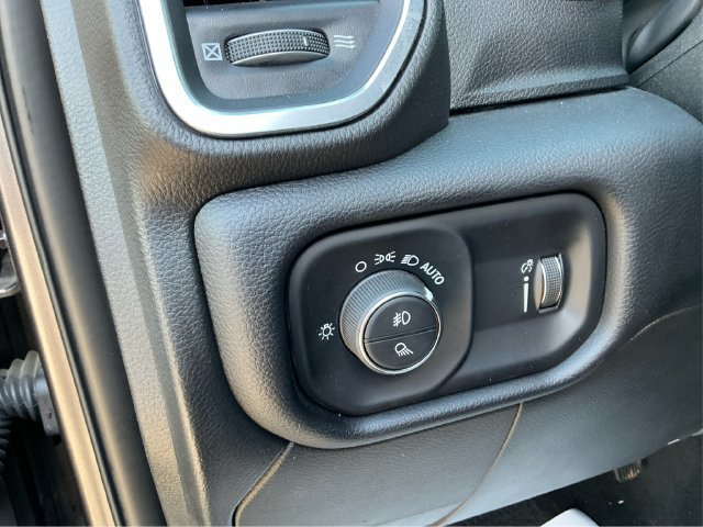 Used 2026 RAM 2500 Big Horn AWD/4WD image 28