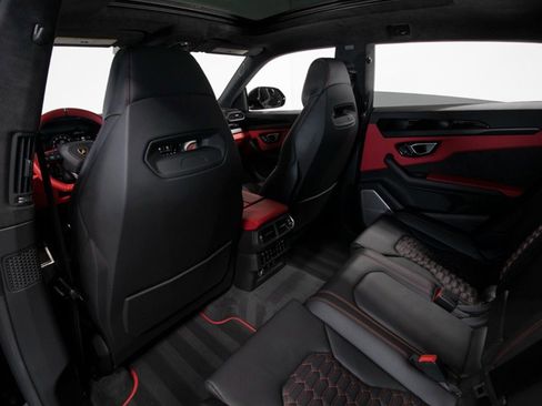 Used 2022 Lamborghini Urus image 44