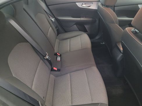 Used 2023 Kia Forte LXS w/ LXS Technology Package image 19