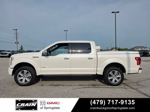 Used 2017 Ford F150 Platinum w/ Equipment Group 701A Luxury AWD/4WD image 4
