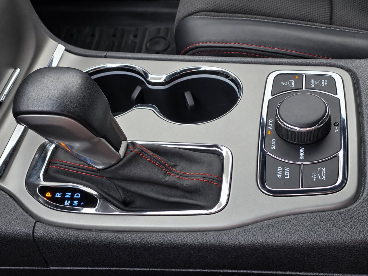 Used 2019 Jeep Grand Cherokee Trailhawk AWD/4WD image 21