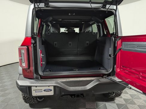 Used 2025 Ford Bronco Badlands AWD/4WD image 6