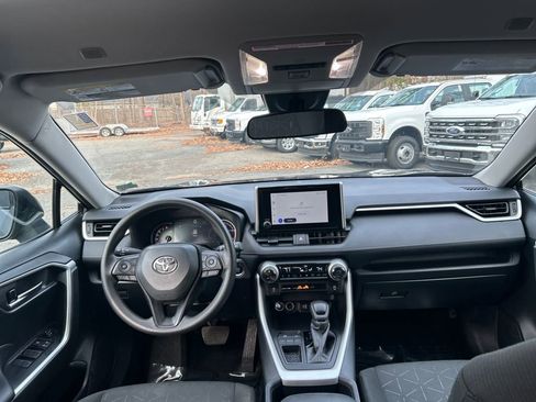 Used 2024 Toyota RAV4 XLE image 48
