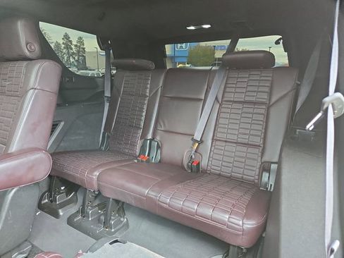 Used 2021 Cadillac Escalade Premium Luxury Platinum AWD/4WD image 37