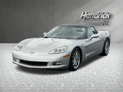 Used 2008 Chevrolet Corvette Convertible w/ Preferred Equipment Group RWD image 5