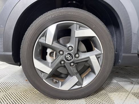Used 2023 Hyundai Venue SEL FWD image 26