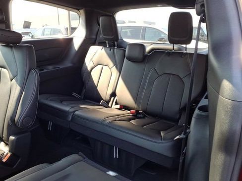 New 2026 Chrysler Pacifica Select FWD image 17