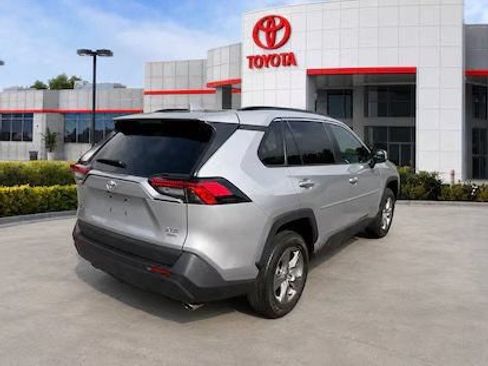 Used 2024 Toyota RAV4 XLE w/ Convenience Package AWD/4WD image 7