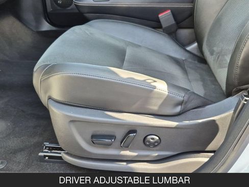Used 2024 Nissan Ariya FWD image 15