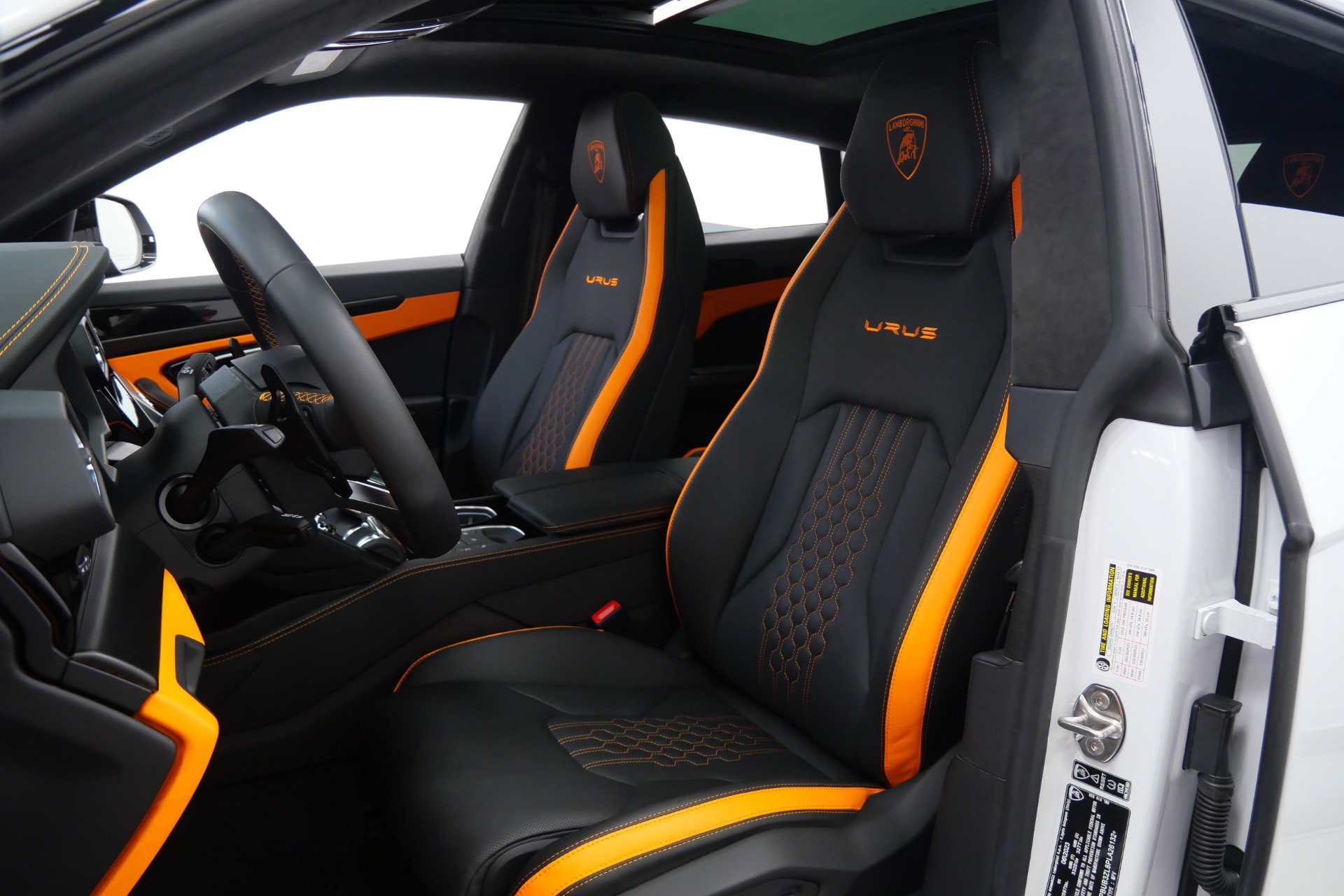 Used 2023 Lamborghini Urus S AWD/4WD image 23