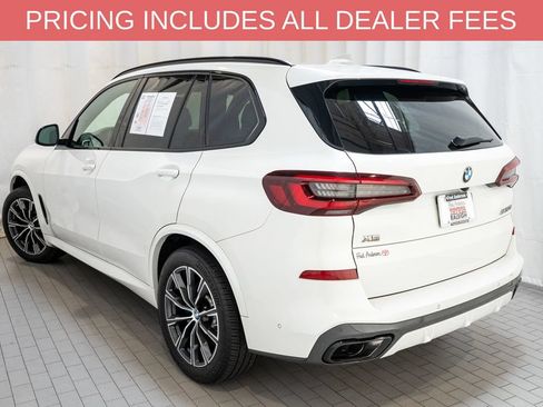 Used 2021 BMW X5 M50i w/ Executive Package AWD/4WD image 4