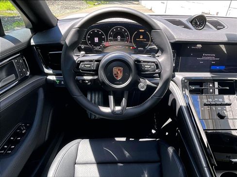 New 2026 Porsche Panamera 4 AWD/4WD image 18