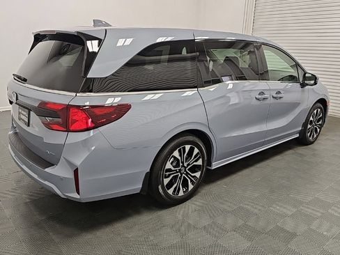 New 2026 Honda Odyssey Elite image 8