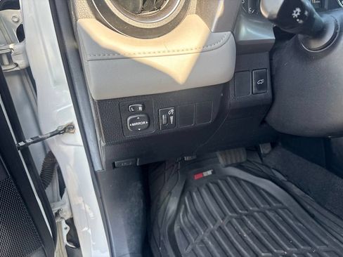 Used 2016 Toyota RAV4 XLE FWD image 14
