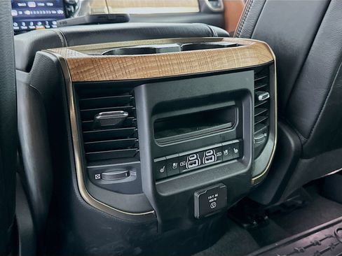 Used 2023 RAM 1500 Limited AWD/4WD image 25