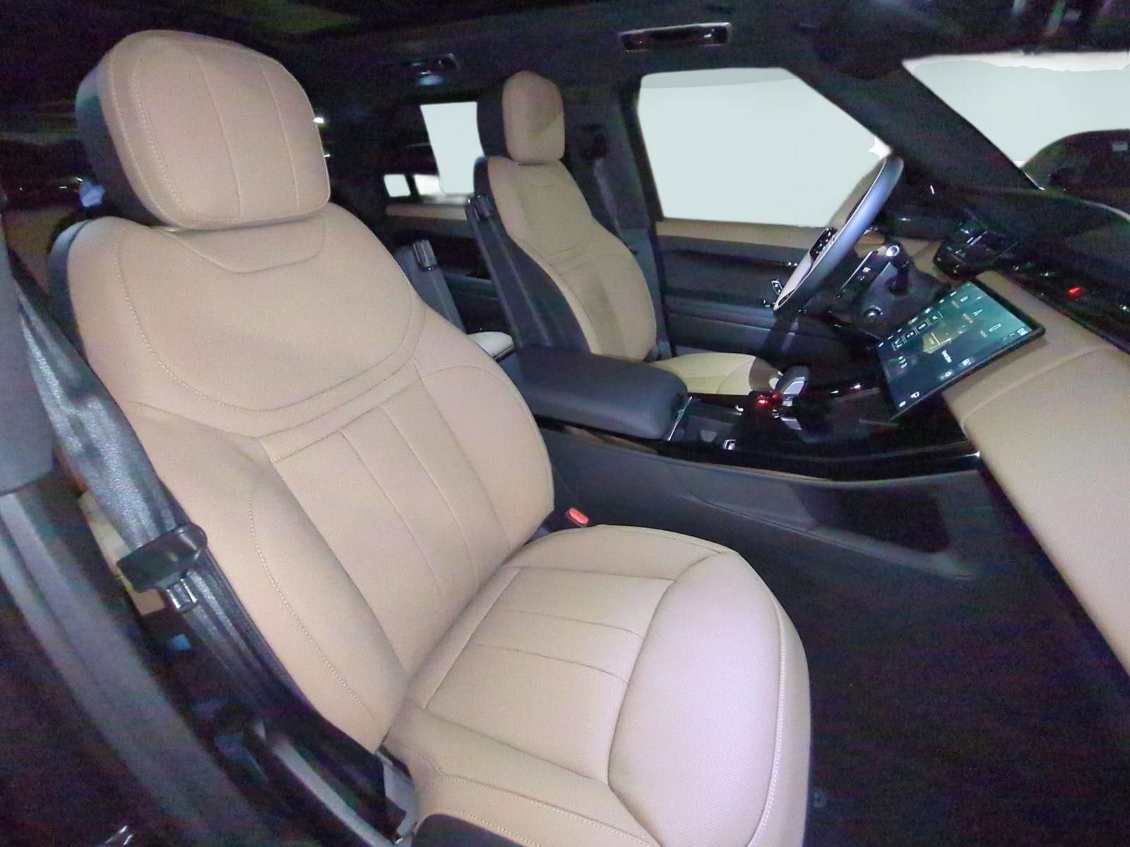 New 2027 Land Rover Range Rover Sport Dynamic SE AWD/4WD image 30