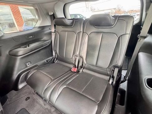 Used 2022 Jeep Grand Cherokee L Limited w/ Luxury Tech Group II image 10