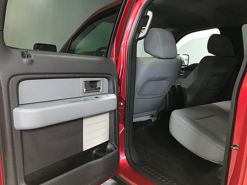 Used 2011 Ford F150 XLT w/ XLT Chrome Pkg RWD image 18