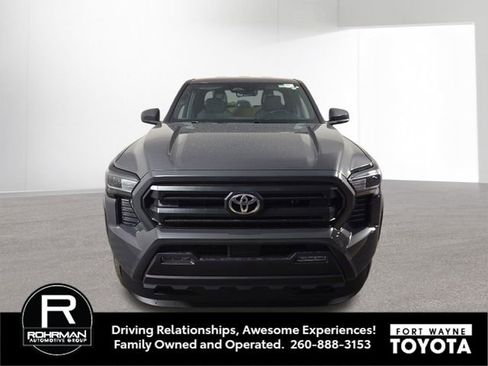 New 2026 Toyota Tacoma SR5 AWD/4WD image 3