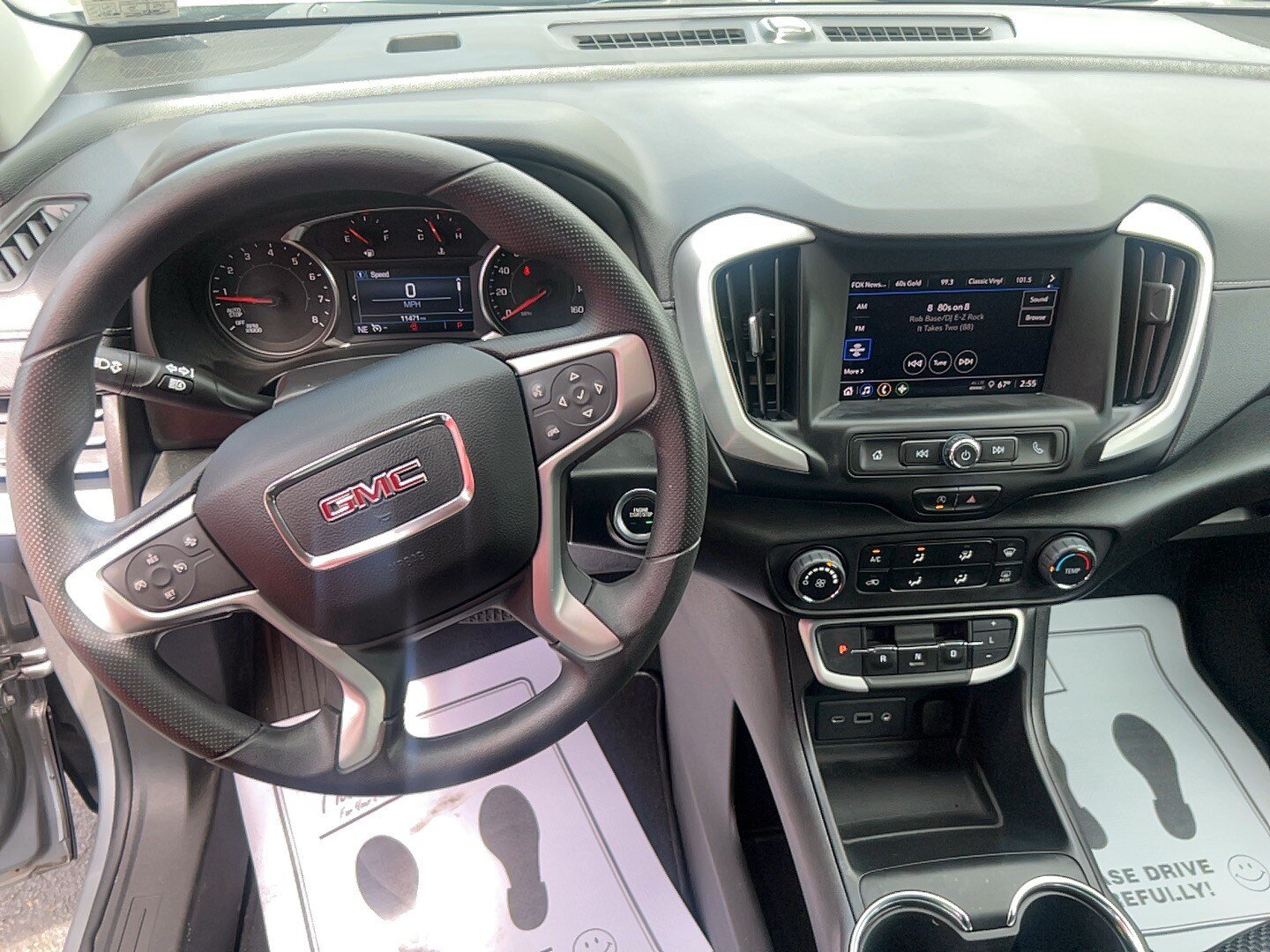 Used 2023 GMC Terrain SLE AWD/4WD image 15