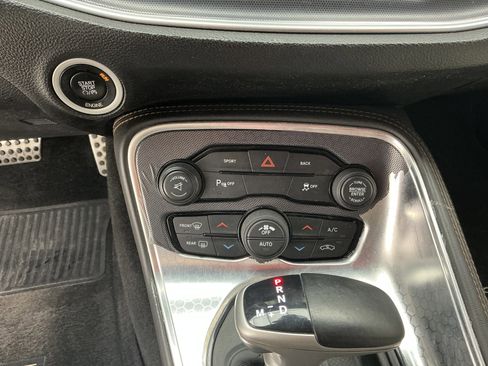 Used 2015 Dodge Challenger SXT Plus image 12