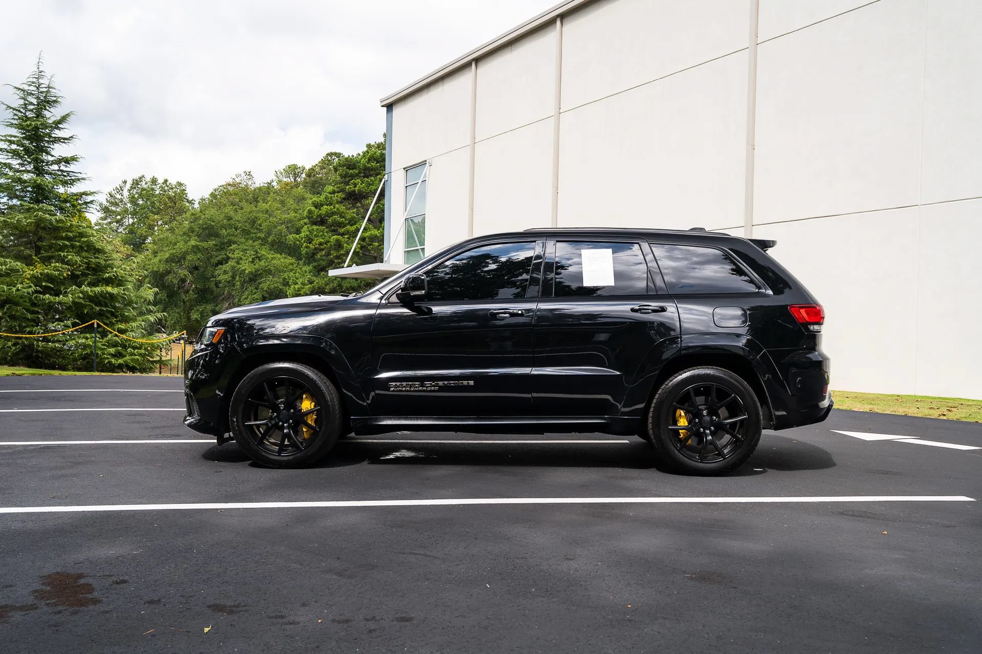 Used 2018 Jeep Grand Cherokee Trackhawk AWD/4WD image 4