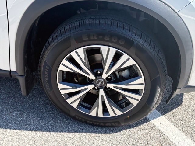 Used 2023 Nissan Rogue SV AWD/4WD image 10