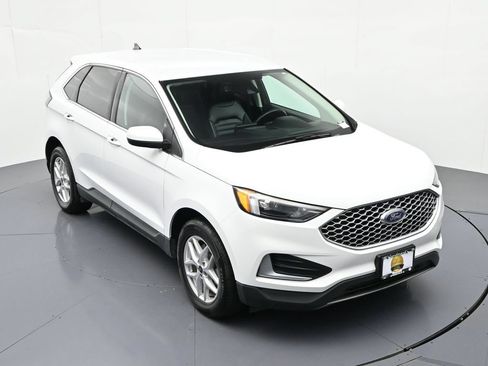 Used 2024 Ford Edge SEL AWD/4WD image 15