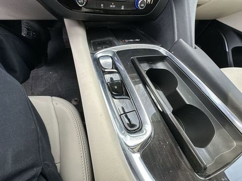 Used 2023 Buick Enclave Essence w/ Experience Buick Package image 25