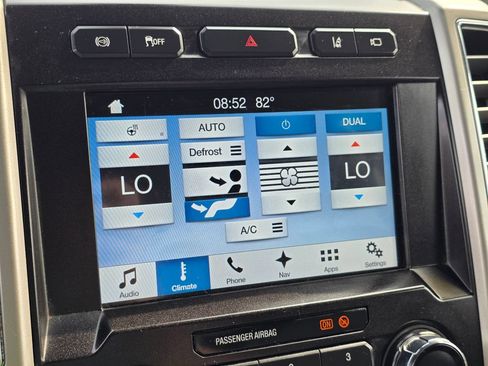 Used 2017 Ford F350 Lariat w/ Lariat Ultimate Package AWD/4WD image 47