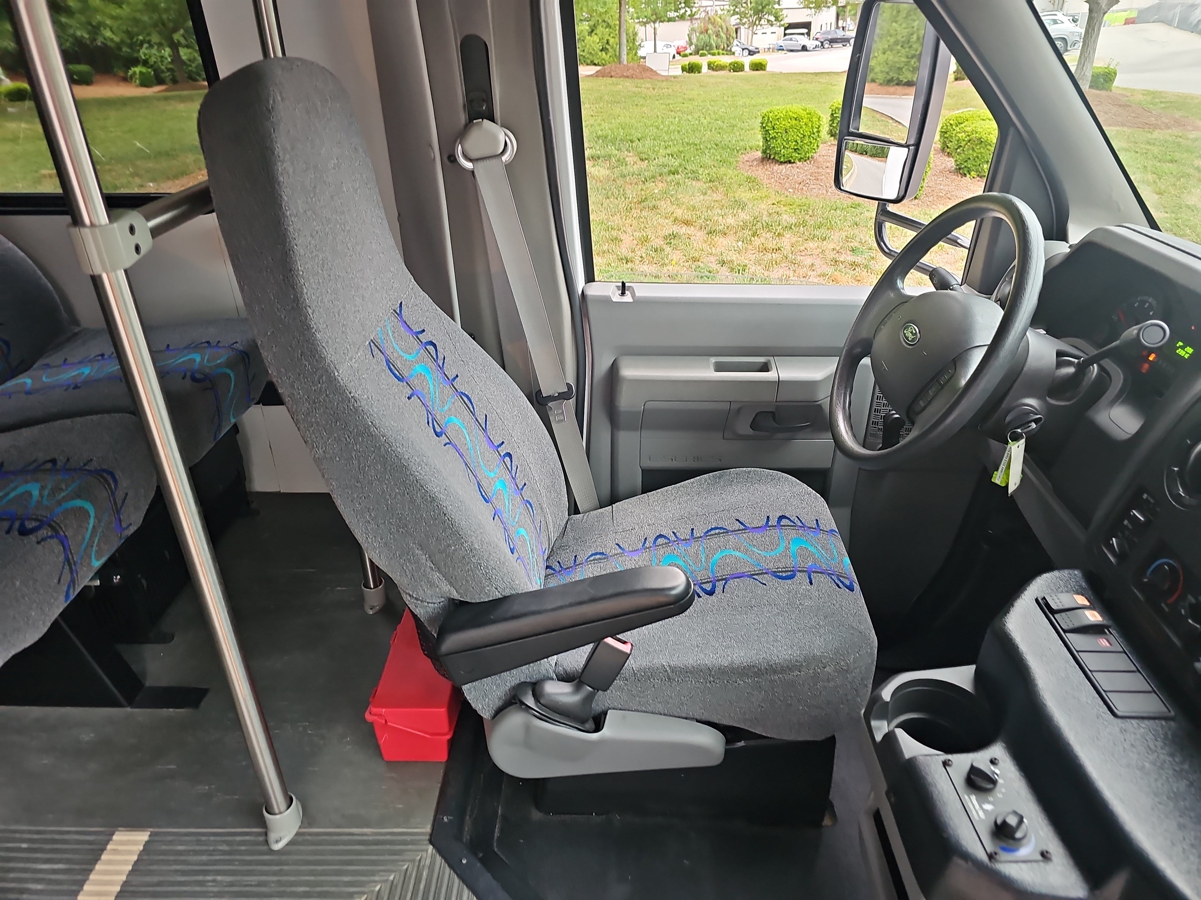Used 2015 Ford E-350 and Econoline 350 Super Duty w/ Shuttle Bus Prep Package RWD image 10