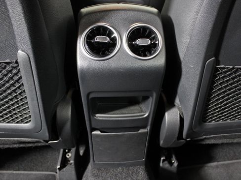 Certified 2025 Mercedes-Benz GLA 250 image 26