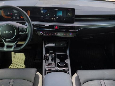 Used 2025 Kia K5 GT-Line image 16