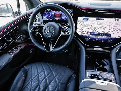 Certified 2023 Mercedes-Benz EQS 580 4MATIC Sedan image 14