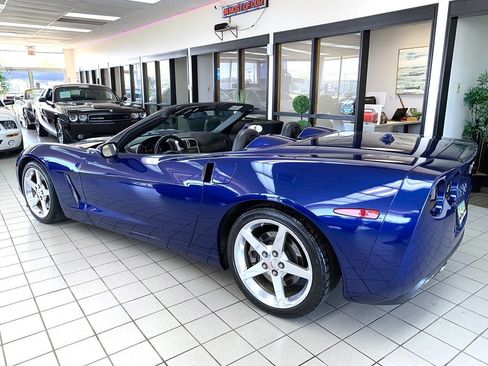 Used 2005 Chevrolet Corvette Convertible w/ Preferred Equipment Group RWD image 6