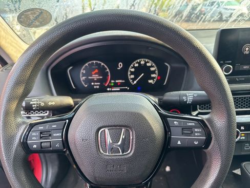 Used 2022 Honda Civic LX image 6