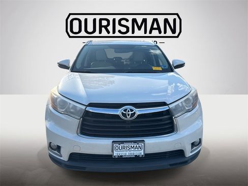 Used 2016 Toyota Highlander Limited image 2