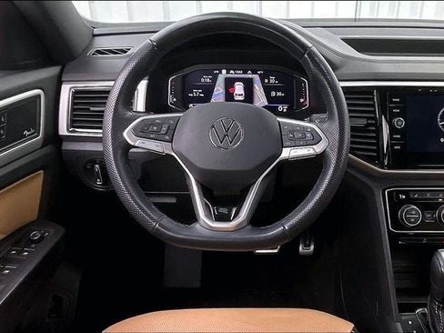 Used 2023 Volkswagen Atlas Cross Sport SEL Premium R-Line AWD/4WD image 5