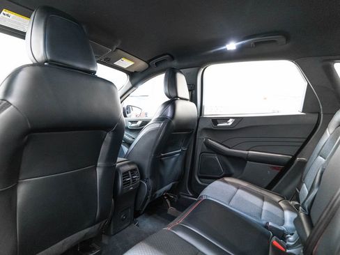 Used 2023 Ford Escape ST-Line Select AWD/4WD image 14
