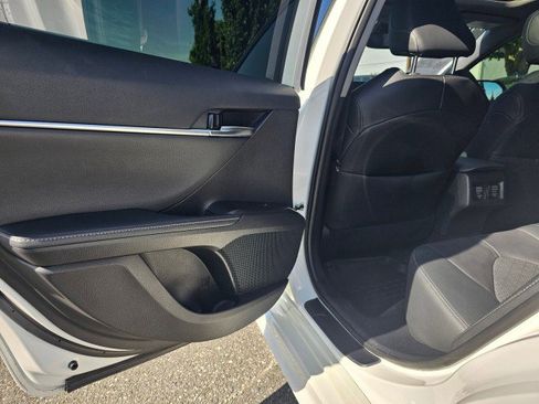 Used 2024 Toyota Camry XSE FWD image 21